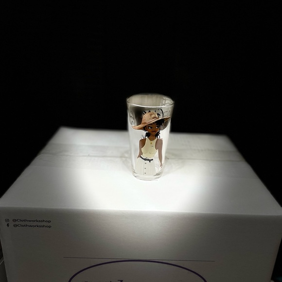 Drinkware Set - Picture 3 of 10